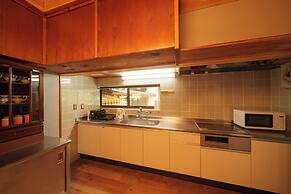 Yufuin Geihinkan Torigoebettei