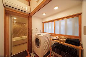 Yufuin Geihinkan Torigoebettei