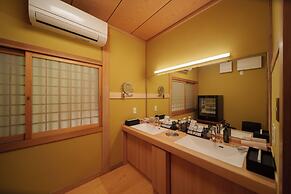 Yufuin Geihinkan Torigoebettei