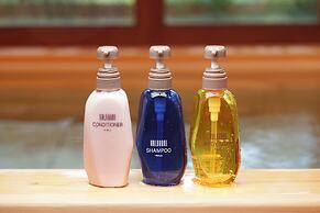 Yufuin Geihinkan Torigoebettei