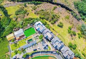 Kanavu Valley View Resort