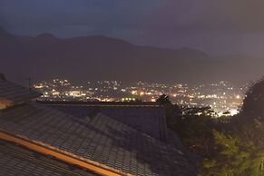 Yufuin Geihinkan Kura