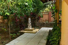 ImagiNation Artists Hostel Arambol