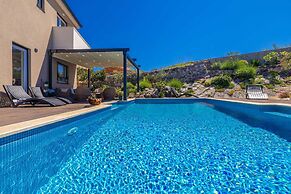Villa Bella Vista in Tribulje