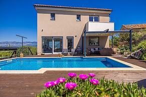 Villa Bella Vista in Tribulje