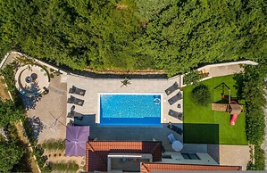 Villa Meraviglia With Private Pool