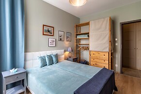 Lakefront Elegant Condo Lela