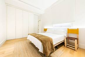Barco Design 1-bedroom apt in Malasa a