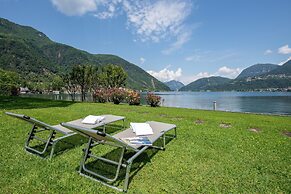 Emotion Lake View in Capo Lago