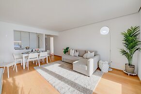 Honeymoon With Stunning View