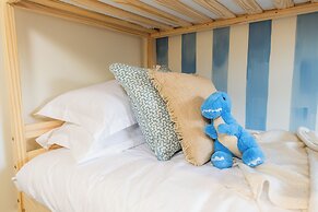 6guests-beachnearby-familyfriendly-petsok-parking