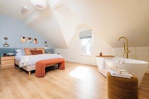 6guests-beachnearby-familyfriendly-petsok-parking