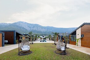 Rota Kilidonia Karaöz Suites&Villas