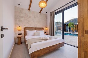 Rota Kilidonia Karaöz Suites&Villas