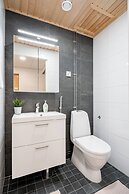 Modern 2BR Apt with Sauna & Free Parking