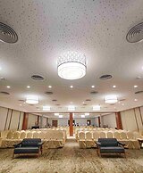 LA CASA. CLUB & RESORT