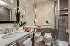 The Inn at the Spanish Steps Luxury Collection - Mario de' Fiori Home