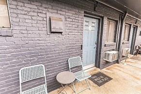 Trendy Studio for 4 w/ Community Pool!