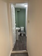 Family Friendly One Bedroom Apartment w King Bed