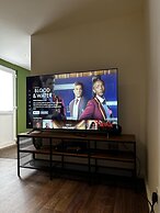 Entire Apartment Super King Bed Close To Town