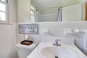 Valdosta Home: Bar, Bbq, Fire Pit + More!