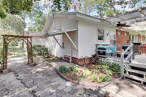 Valdosta Home: Bar, Bbq, Fire Pit + More!