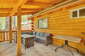 Alpine Cabin w/ Deck: 3 Mi to Luna Lake!
