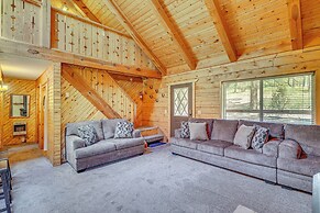 Alpine Cabin w/ Deck: 3 Mi to Luna Lake!