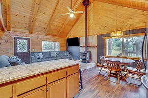 Alpine Cabin w/ Deck: 3 Mi to Luna Lake!