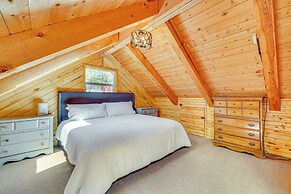 Alpine Cabin w/ Deck: 3 Mi to Luna Lake!