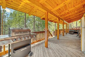Alpine Cabin w/ Deck: 3 Mi to Luna Lake!