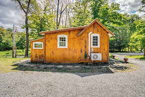 Studio w/ Trail Access ~ 10 Mi to Brattleboro!