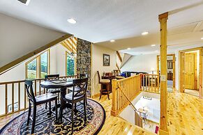 Family Valley Head Cabin: Deck & Mtn Views