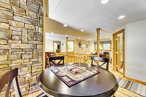 Family Valley Head Cabin: Deck & Mtn Views