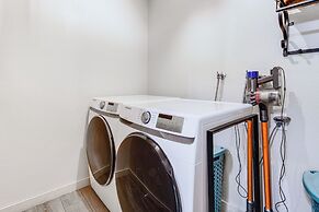 2 Mi to Northstar Resort: Quiet Condo w/ Balcony