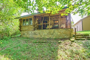 Handcrafted Log Cabin on 3 Acres: 14 Mi to Canton