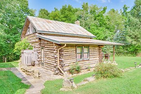 Handcrafted Log Cabin on 3 Acres: 14 Mi to Canton