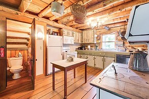 Handcrafted Log Cabin on 3 Acres: 14 Mi to Canton