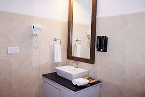 Royale Amata By the Beach