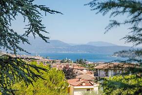 Villa Alberti 900m From Garda Lake