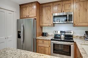 Chic Condo At The Foot Of Quicksilver Chair Lift 2 Bedroom Condo