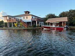 Coco View Canal Lot 18 Private Home 3 Bedroom Home