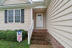 Charming Family Retreat With Spacious Yard 3 Bedroom Home