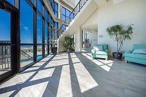 Phoenix I 1144 1 Bedroom Condo