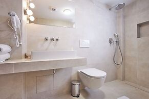 Wenceslas Square Residence