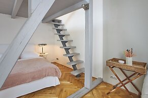 Wenceslas Square Residence