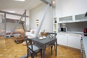 Wenceslas Square Residence