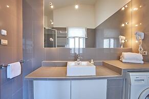 Wenceslas Square Residence