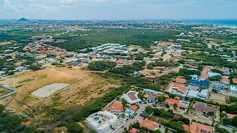 Beautiful 4BR 3BA Villa w Private Pool Jacuzzi