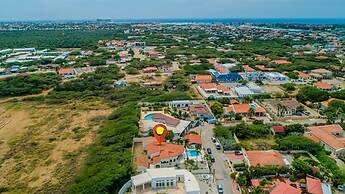 Beautiful 4BR 3BA Villa w Private Pool Jacuzzi